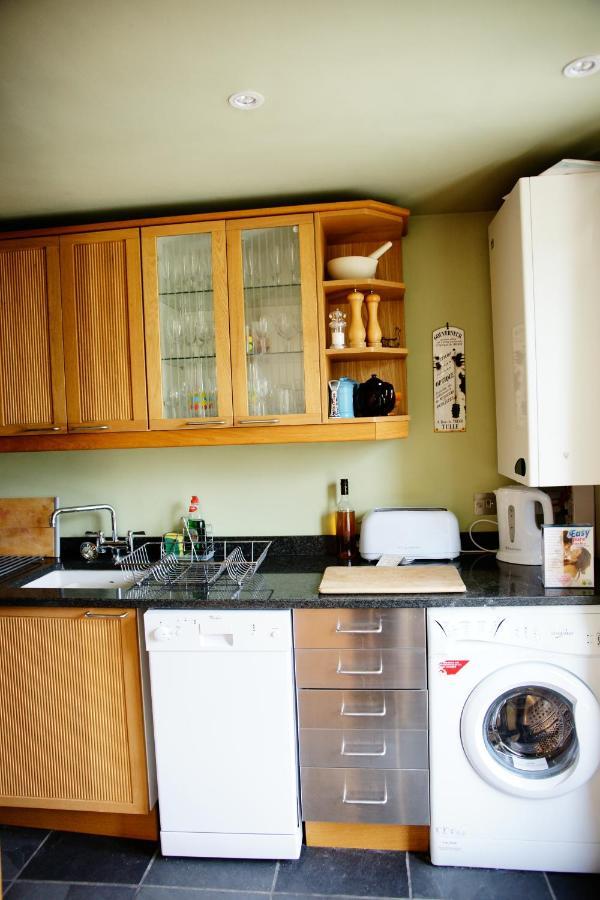 Fosse Farmhouse Holiday Cottages Chippenham  Kültér fotó