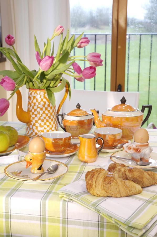 Fosse Farmhouse Holiday Cottages Chippenham  Kültér fotó