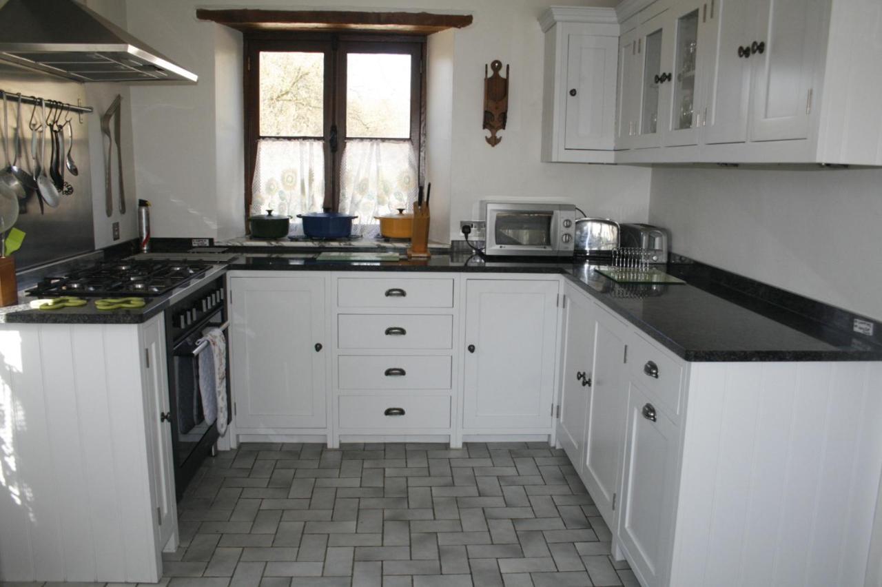 Fosse Farmhouse Holiday Cottages Chippenham  Kültér fotó
