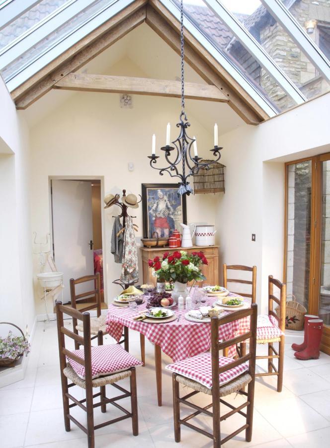 Fosse Farmhouse Holiday Cottages Chippenham  Kültér fotó