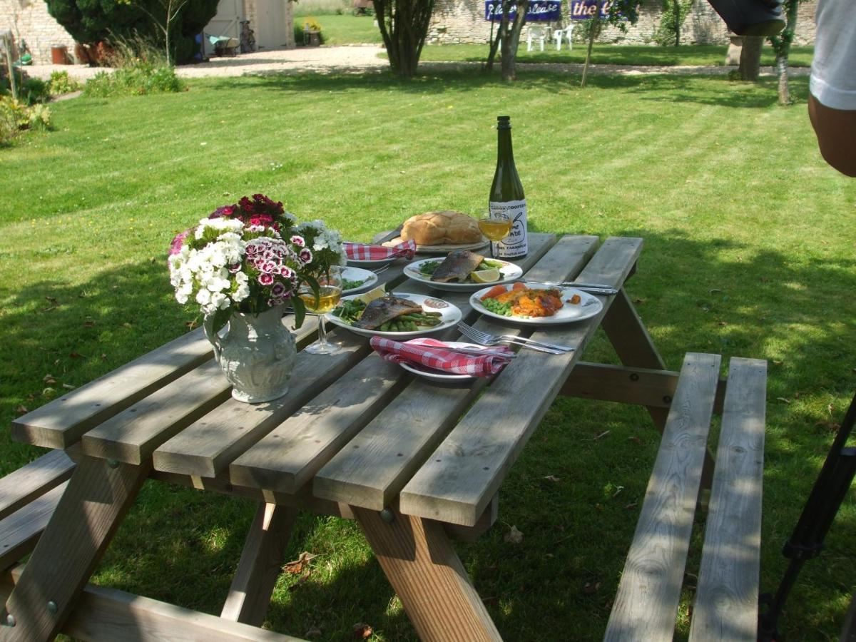 Fosse Farmhouse Holiday Cottages Chippenham  Kültér fotó
